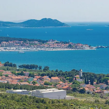 Amazing In With Wifi Holiday home Lisane Tinjske