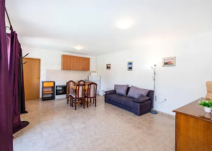 Pet Friendly In Nyaraló