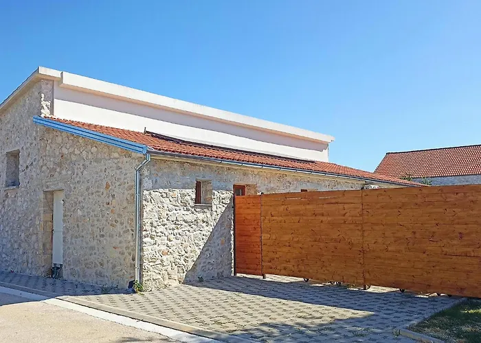 Pet Friendly In Nyaraló